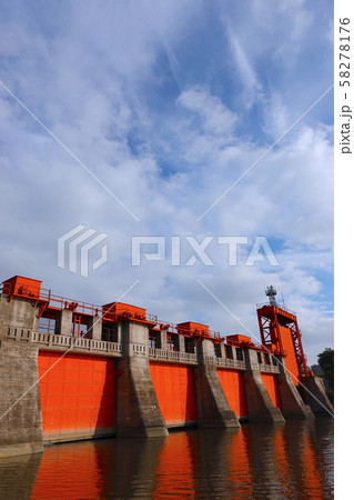 旧岩淵水門（赤水門） 荒川放水路 58278176