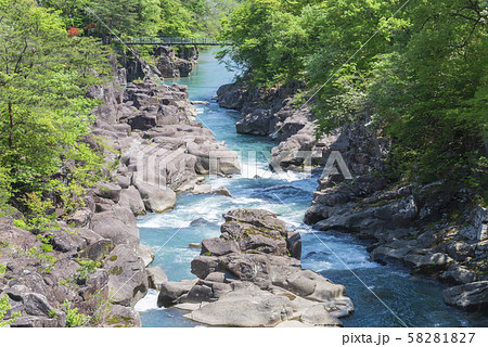 厳美渓 渓谷 岩 流れ 岩手県 厳美渓 渓谷 岩 流れ 岩手県 58281827