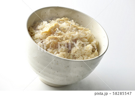 シラスと油揚げの炊き立て炊き込みご飯 シラスと油揚げの炊き立て炊き込みご飯 58285547