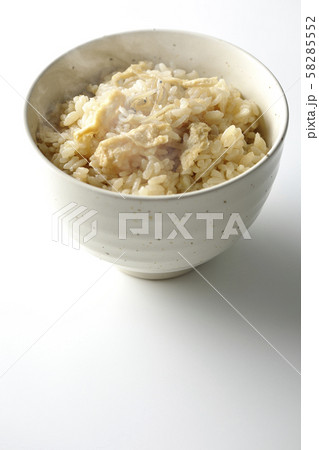 シラスと油揚げの炊き立て炊き込みご飯 シラスと油揚げの炊き立て炊き込みご飯 58285552