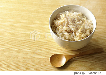 炊立て炊き込みご飯 58285648