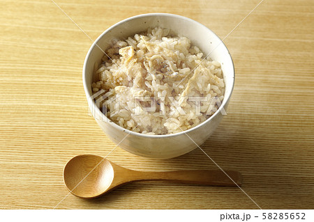 炊立て炊き込みご飯 58285652