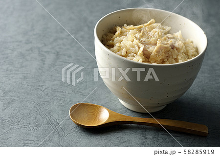 炊き立て炊き込みご飯 58285919