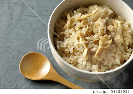炊き立て炊き込みご飯 炊き立て炊き込みご飯 58285932