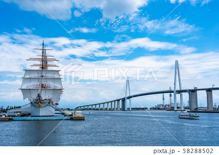 富山県　海王丸パーク　帆船の総帆展帆 58288502