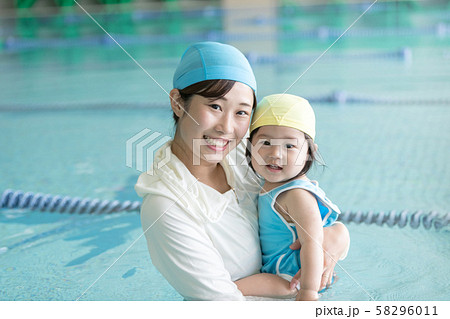 1 year old 1 year old 58296011