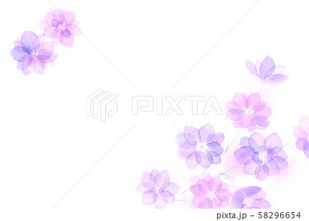 水彩の青紫の花のカード はがきサイズのイラスト素材