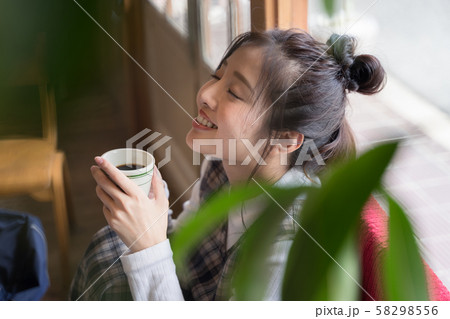コーヒータイム　前ボケ 58298556