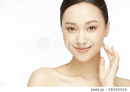 女性　ビューティー 58304414