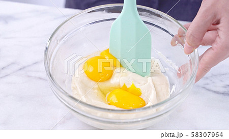 ブレンド 溶け込む 混合 58307964