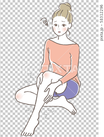 むくみ　マッサージ　女性 58312296