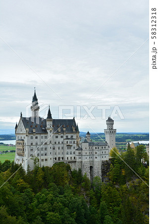 ノイシュバンシュタイン城 ドイツ ノイシュバンシュタイン城 ドイツ 58312318