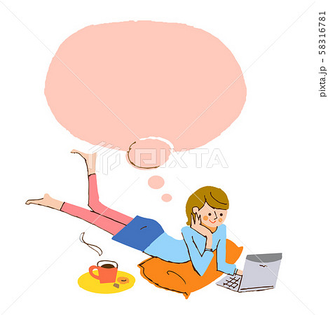 寝ながらパソコンを操作する女性 ふきだしのイラスト素材