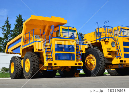 Heavy-duty trucks warehouse at autoworks.  58319863