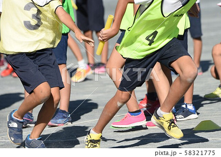 小学校の運動会 小学校の運動会 58321775