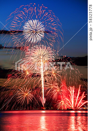 長浜・北びわこ大花火大会 58325778
