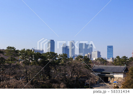 名古屋城西南隅櫓から見た朝の名古屋駅方面 名古屋城西南隅櫓から見た朝の名古屋駅方面 58331434