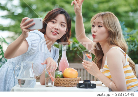 女性 ライフスタイル 休日 女性 ライフスタイル 休日 58331449