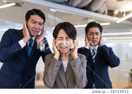 ビジネスシーン ビジネスシーン 58334933