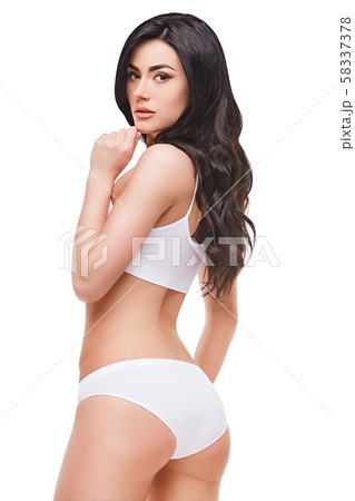 Fitness young woman with a beautiful body 58337378