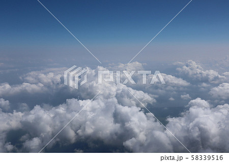 雲 もくもく 雲 もくもく 58339516
