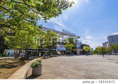 流山おおたかの森駅前の風景 58342672
