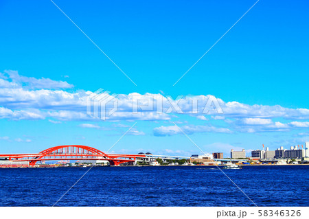 神戸市 都市風景 ポートアイランドの風景 神戸市 都市風景 ポートアイランドの風景 58346326