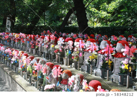 千躰子育地蔵尊 千躰子育地蔵尊 58348212