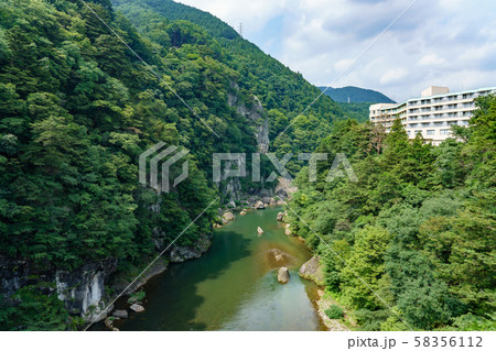 栃木県日光市 鬼怒川 楯岩 (8月) 栃木県日光市 鬼怒川 楯岩 (8月) 58356112