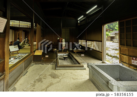 一乗谷朝倉氏遺跡　復原町並　復原武家屋敷　福井県福井市 58356155