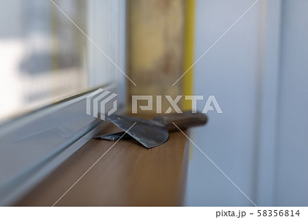 リフォーム 劣化した窓枠のDIYの道具 58356814