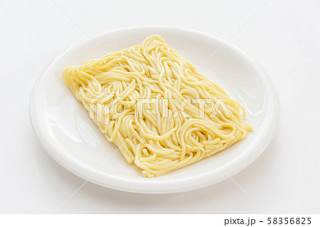 焼きそばの麺 焼きそばの麺 58356825
