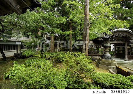 永平寺　承陽門　福井県吉田郡永平寺町 58361919
