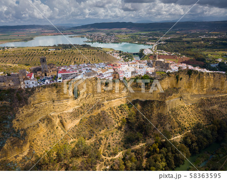 Spanish town of Arcos de la Frontera Spanish town of Arcos de la Frontera 58363595