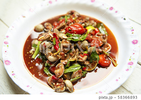Cockles salad - Hot and spicy shellfish blood 58366893