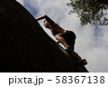 ボルダリング 58367138