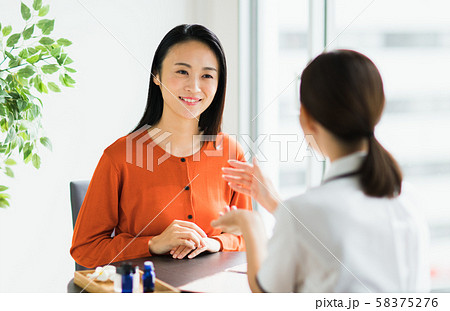 カウンセリング 58375276