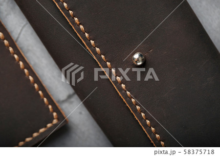 Set wallet and key keeper, purse made of brown 58375718
