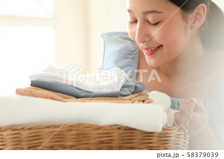 女性　ライフスタイル　家事 58379039
