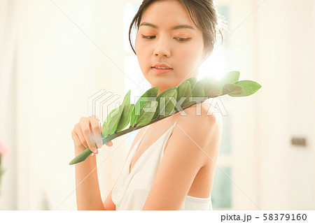 女性 ビューティー 自然 女性 ビューティー 自然 58379160
