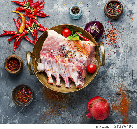 Raw rack of pork 58386490
