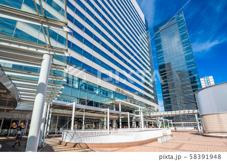 東京　品川駅　港南口　駅前風景 58391948