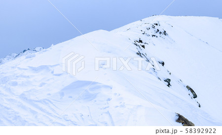 冬・雪山登山 58392922