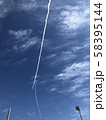 飛行機雲 58395144