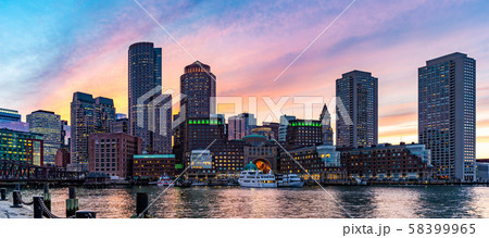 Boston Downtont night Panorama 58399965
