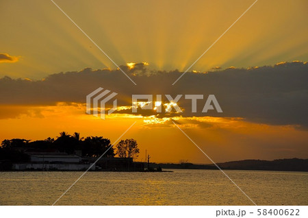 夕焼け 58400622