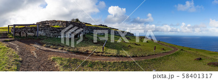 Easter Island, Rapa Nui. Ceremonial Orongo Villadge on Rano Kau volcano Easter Island, Rapa Nui. Ceremonial Orongo Villadge on Rano Kau volcano 58401317