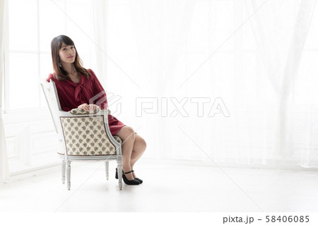 ビューティーイメージ若い女性ポートレート ビューティーイメージ若い女性ポートレート 58406085