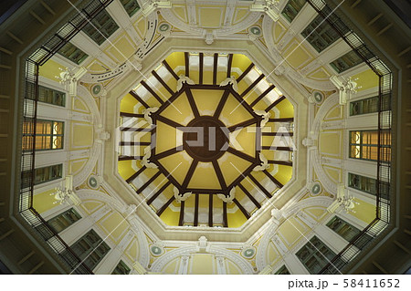 東京駅丸の内南口改札口 東京駅丸の内南口改札口 58411652