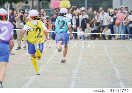 小学校の運動会 選抜リレー 小学校の運動会 選抜リレー 58414776